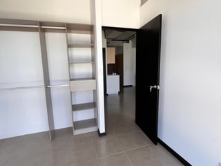 SE RENTA APARTAMENTO EN ZONA 4 DE MIXCO, NICAO ! - 2