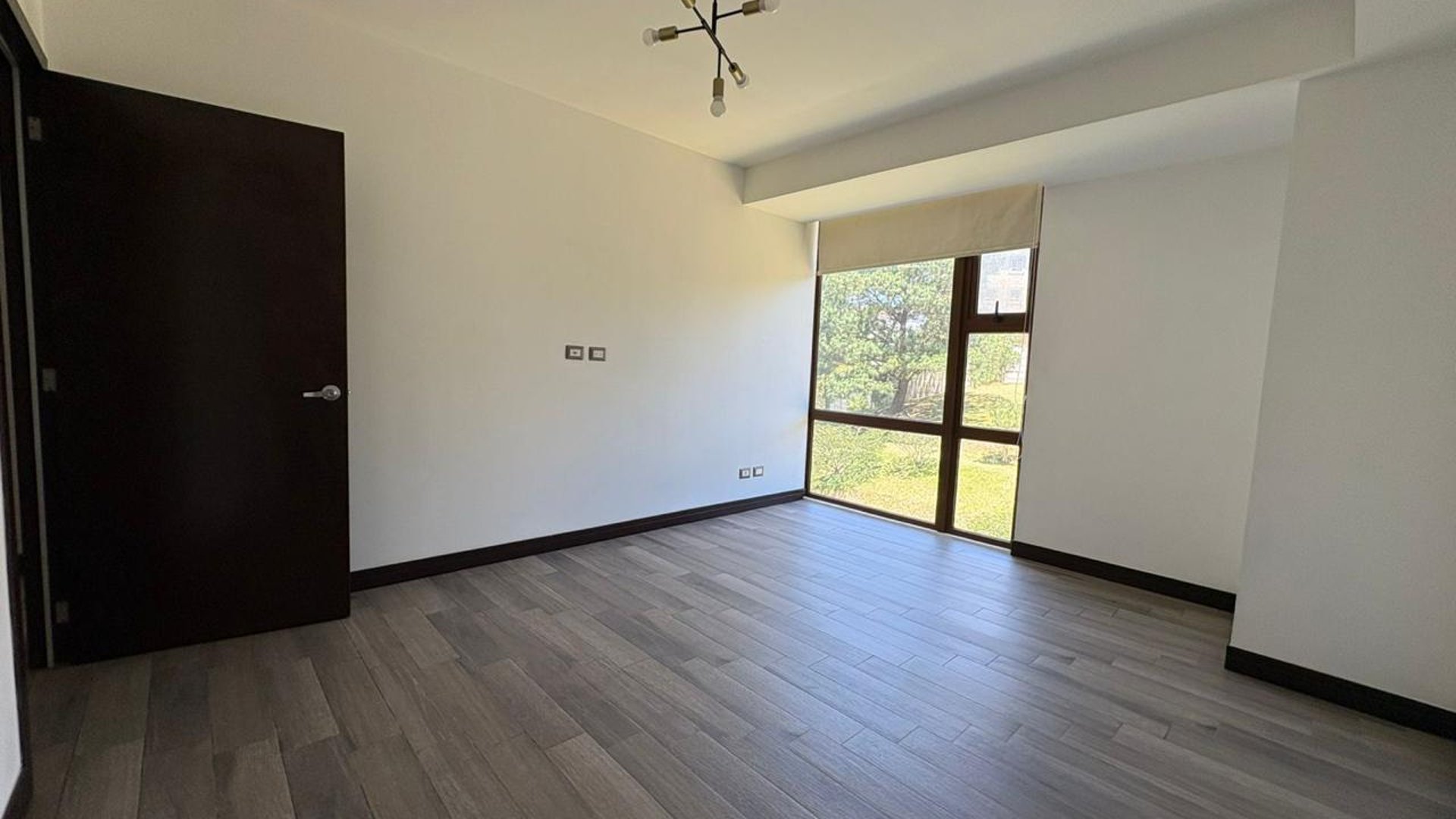 APARTAMENTO EN VENTA | SAN ISIDRO 20-21 | ZONA 16 - Miniatura 2