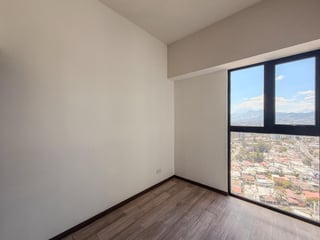 APARTAMENTO EN RENTA – EDIFICIO ALTAIRE, ZONA 11 - 4