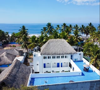 Vendo Hotel en Monterrico, Taxisco, Santa Rosa