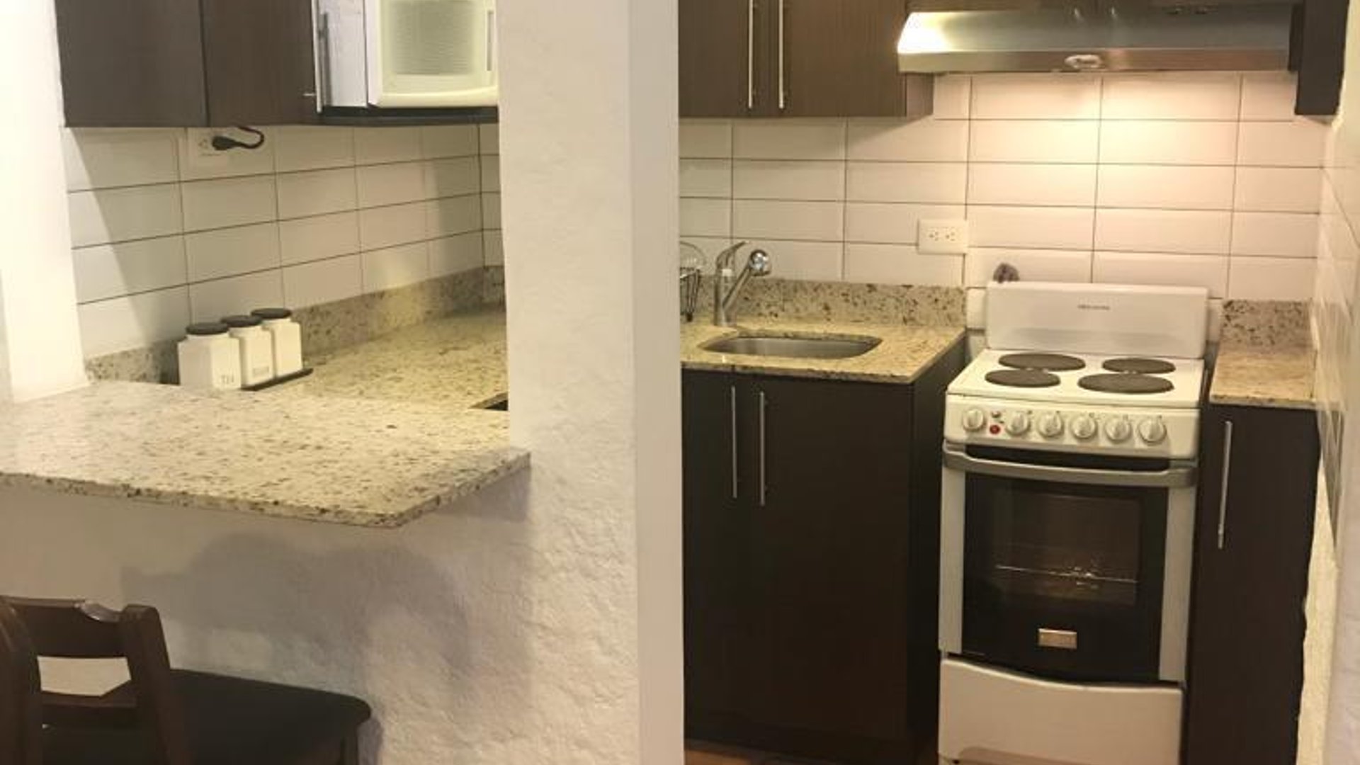 Alquilo Apartamento de 1 habitación en zona 15 Vista Hermosa 1 