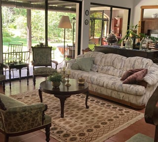 Alquiler casa estilo colonial Hacienda Nueva 4 dormitorios