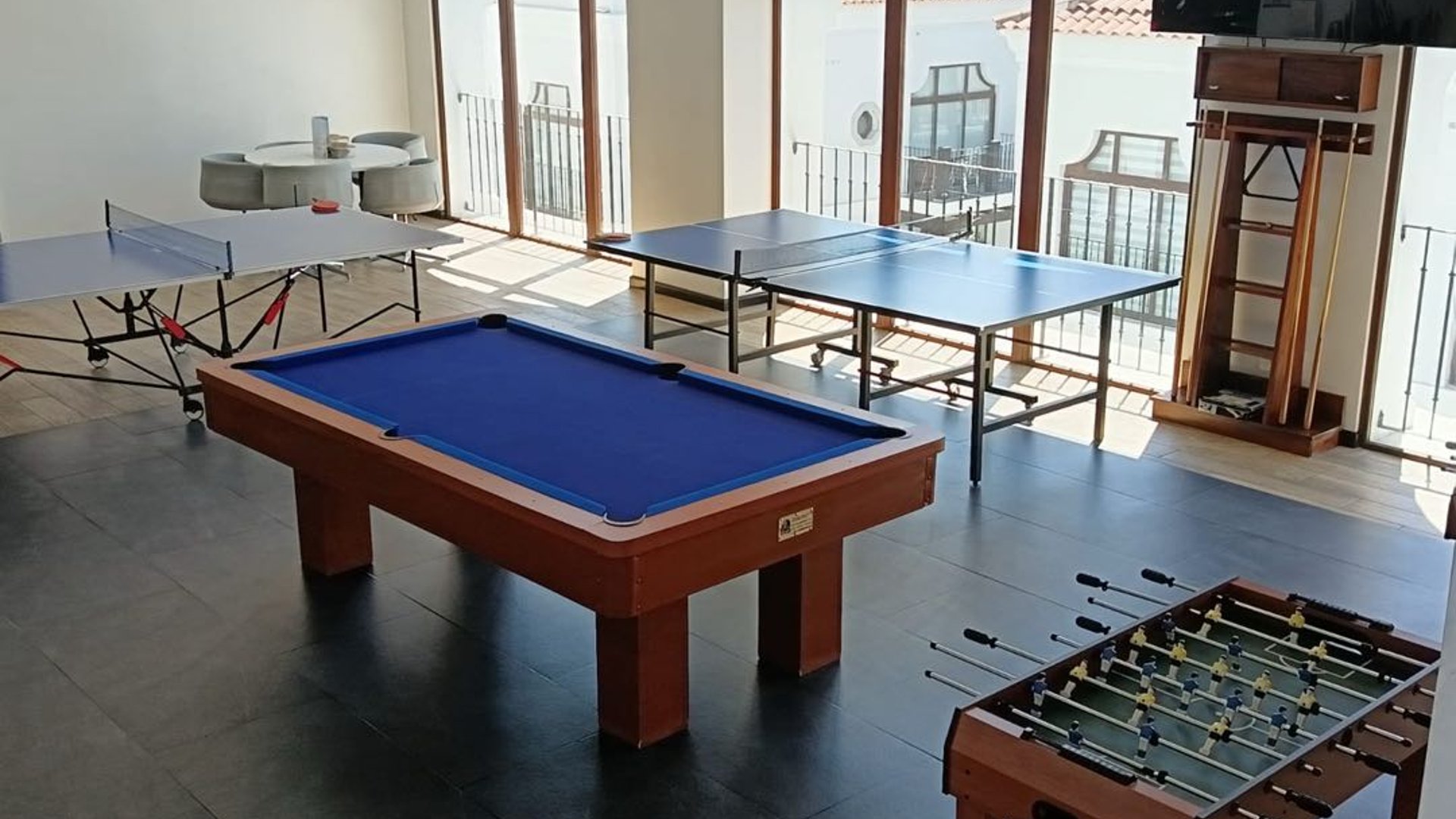 Apartamento Amueblado en Venta Lirios de Cayala Zona 16 - Miniatura 17