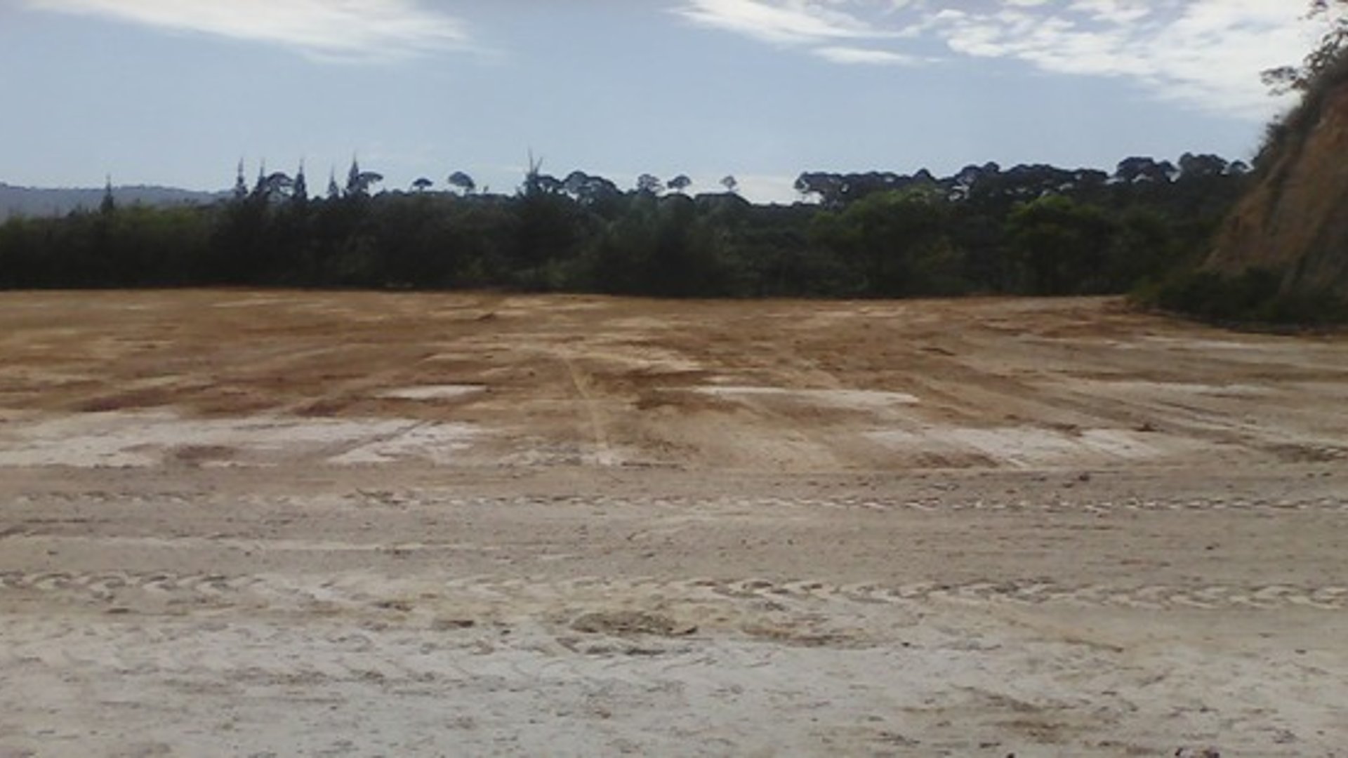 TERRENO EN ALQUILER EN CARRETERA AL ATLANTICO - Miniatura 2