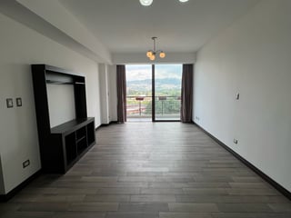 Apartamento en Renta con bella vista en Edificio 20/21 - 2