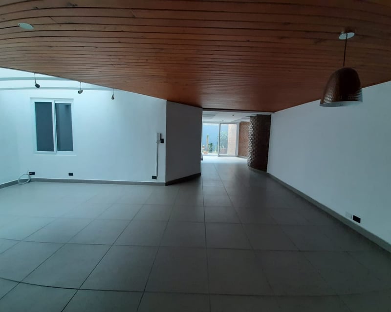 Apartamento de 2 habitaciones en alquiler colonia el Campo zona 14