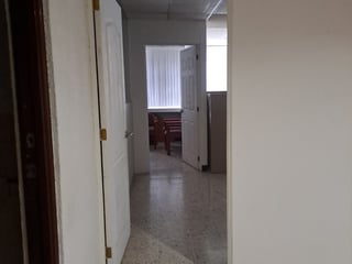 Oficina en Renta en Edificio Centro Empresarial, zona 10 - 4