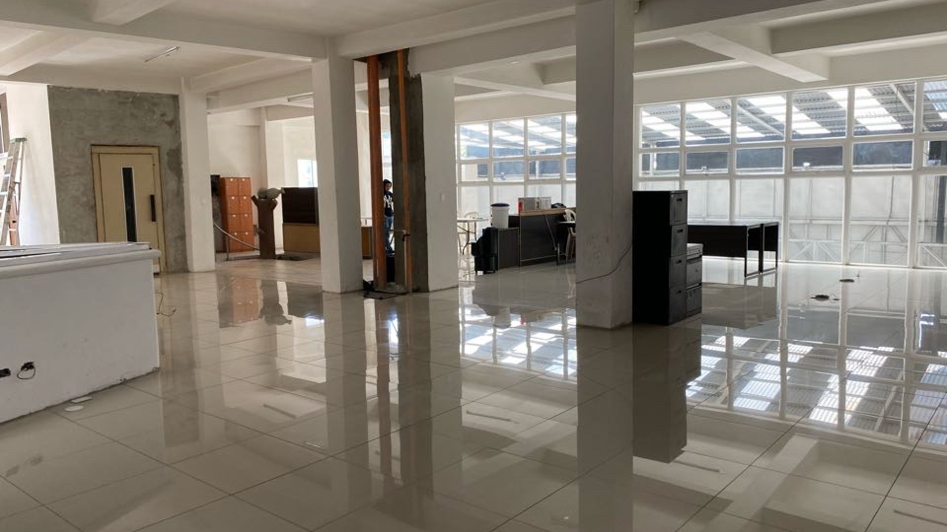 Oficinas en Alquiler Km. 16 Calzada Roosevelt  - Miniatura 4