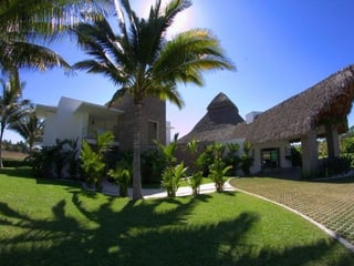 PERGOLAS DEL MAR /Terreno en la playa en venta - 2