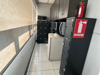 Oficina Premium en Venta en Zona 10 - 400m2 - 3