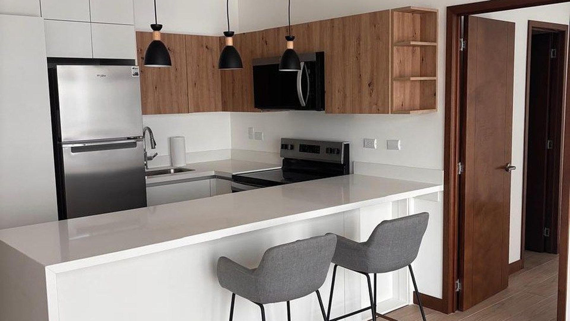 APARTAMENTO EN ALQUILER EN ZONA 16 kANAJUYU