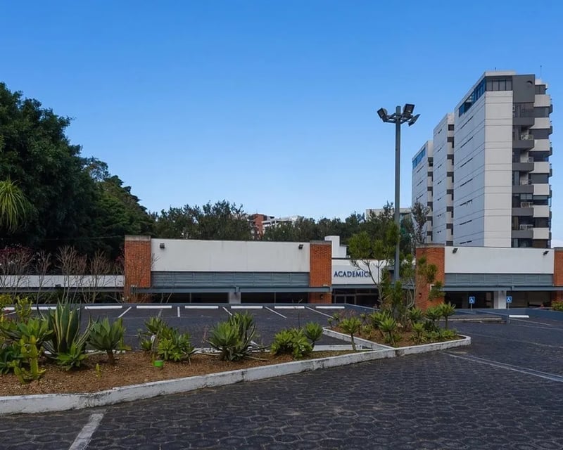 Edificio en Renta o Venta en Zona 15