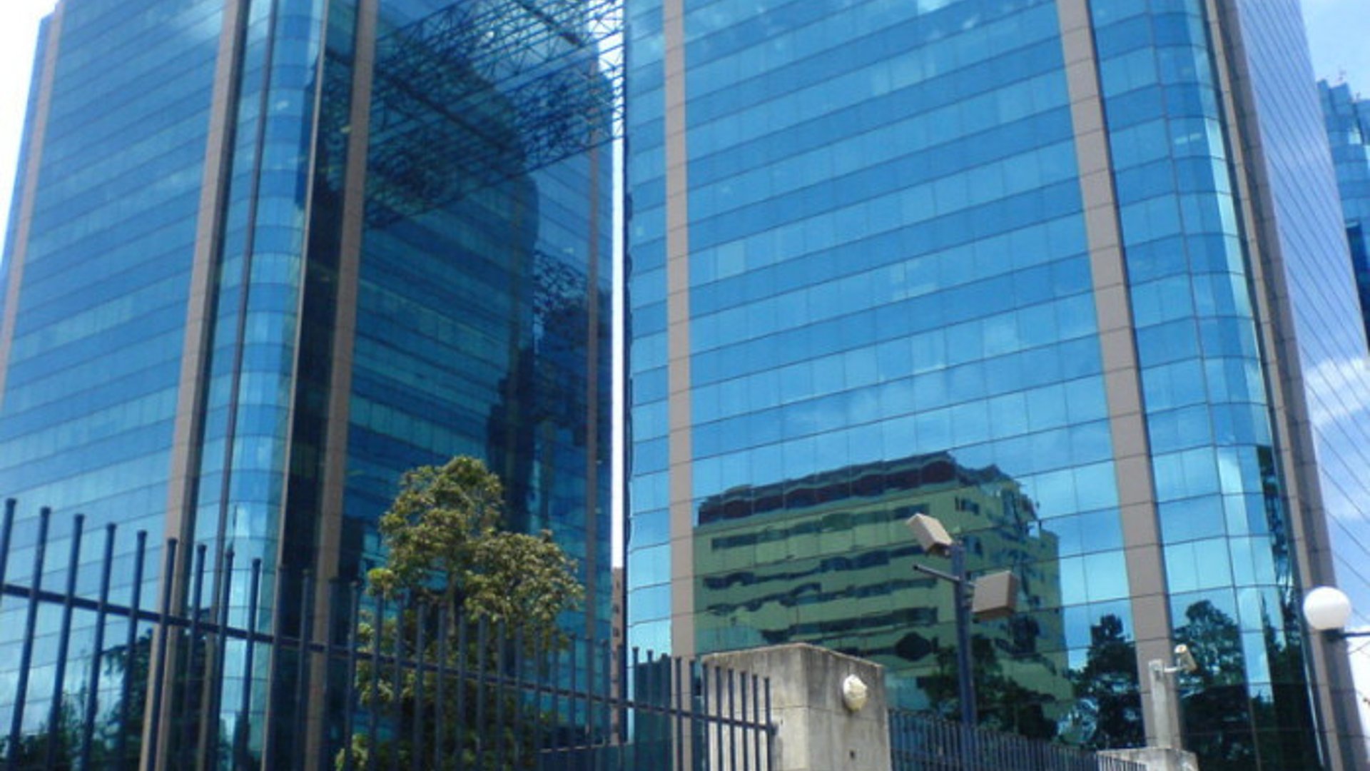 En Renta oficina Tabicada en Zona 14 Guatemala
