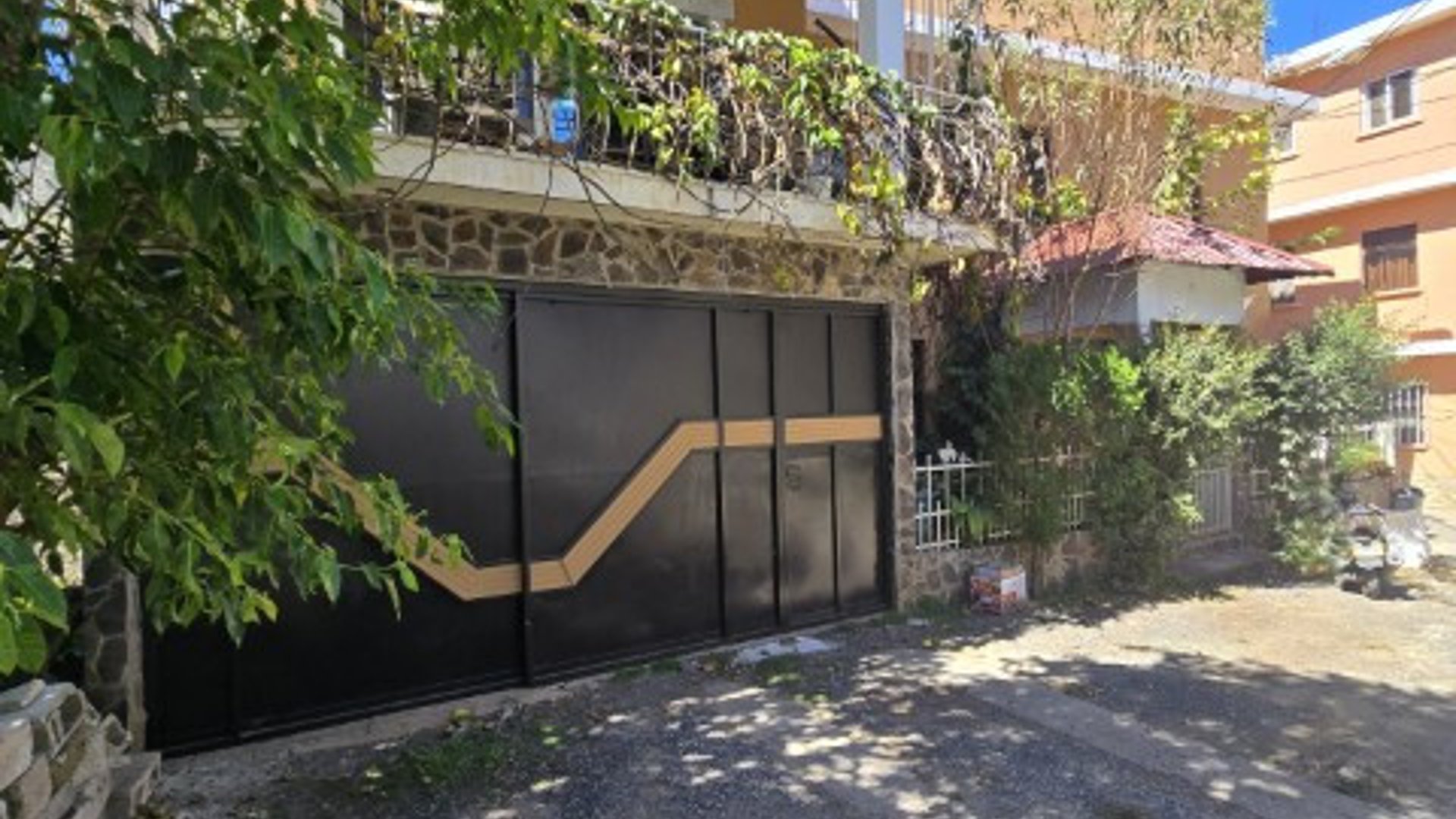 Casa y Apartamentos en Venta Zona 17 Ciudad Guatemala