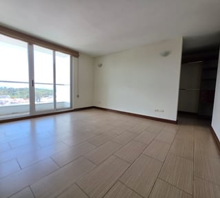Apartamento en Renta – Condado La Villa. Zona 14