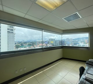 Oficina en Venta en Edificio Torino, zona 10, Guatemala - Miniatura 4