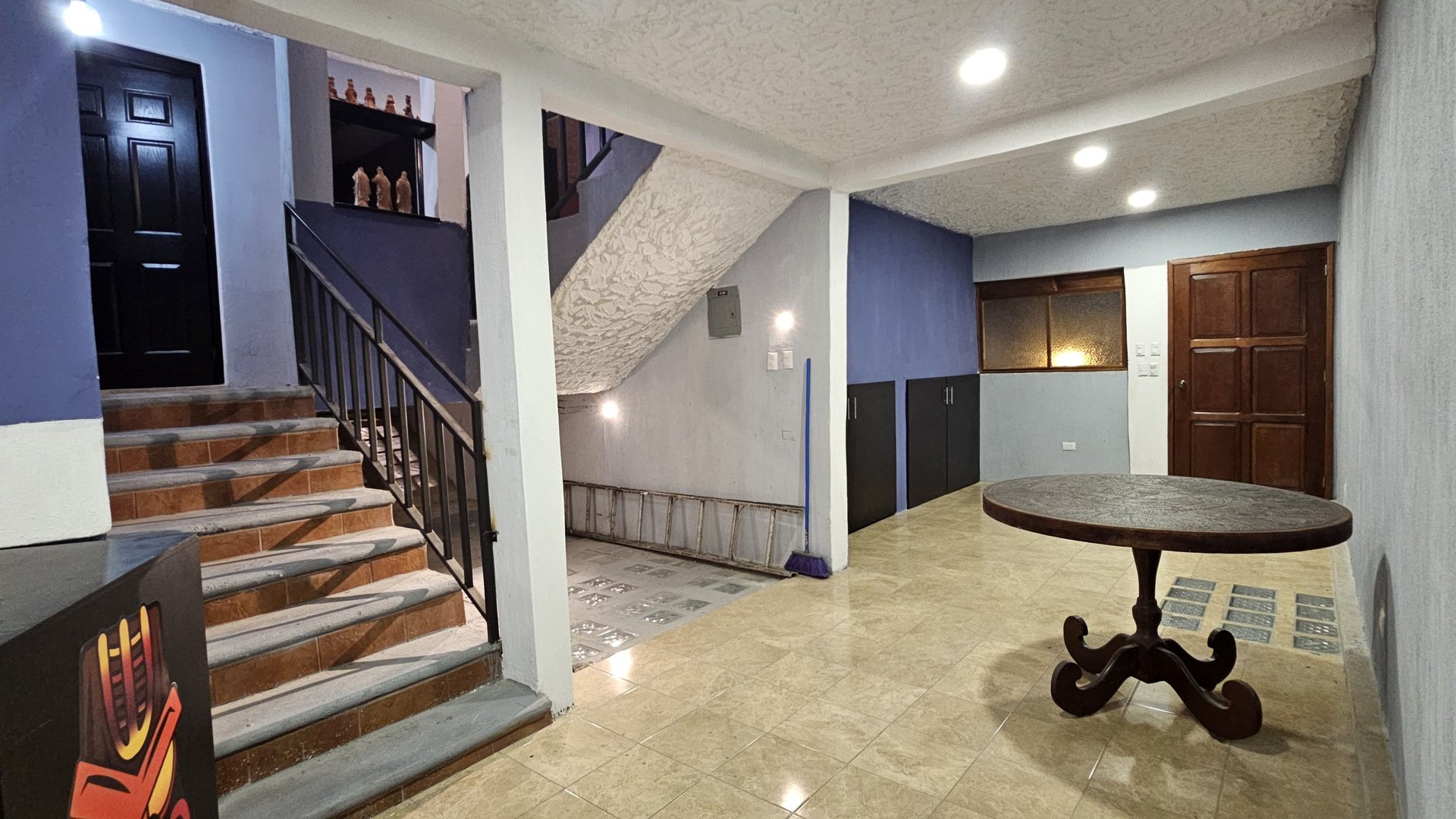 Exclusiva Casa En Venta En Residenciales El Bosque Zona 12 - Miniatura 8