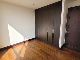 Apartamento en venta en Edificio Vistana zona 14 - 3