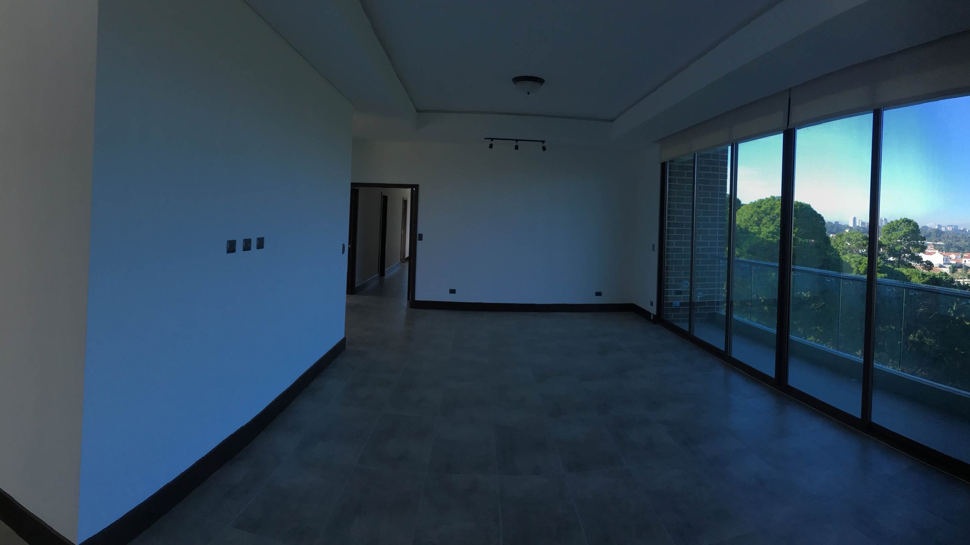 Apartamento de 3 habitaciones en renta zona 16