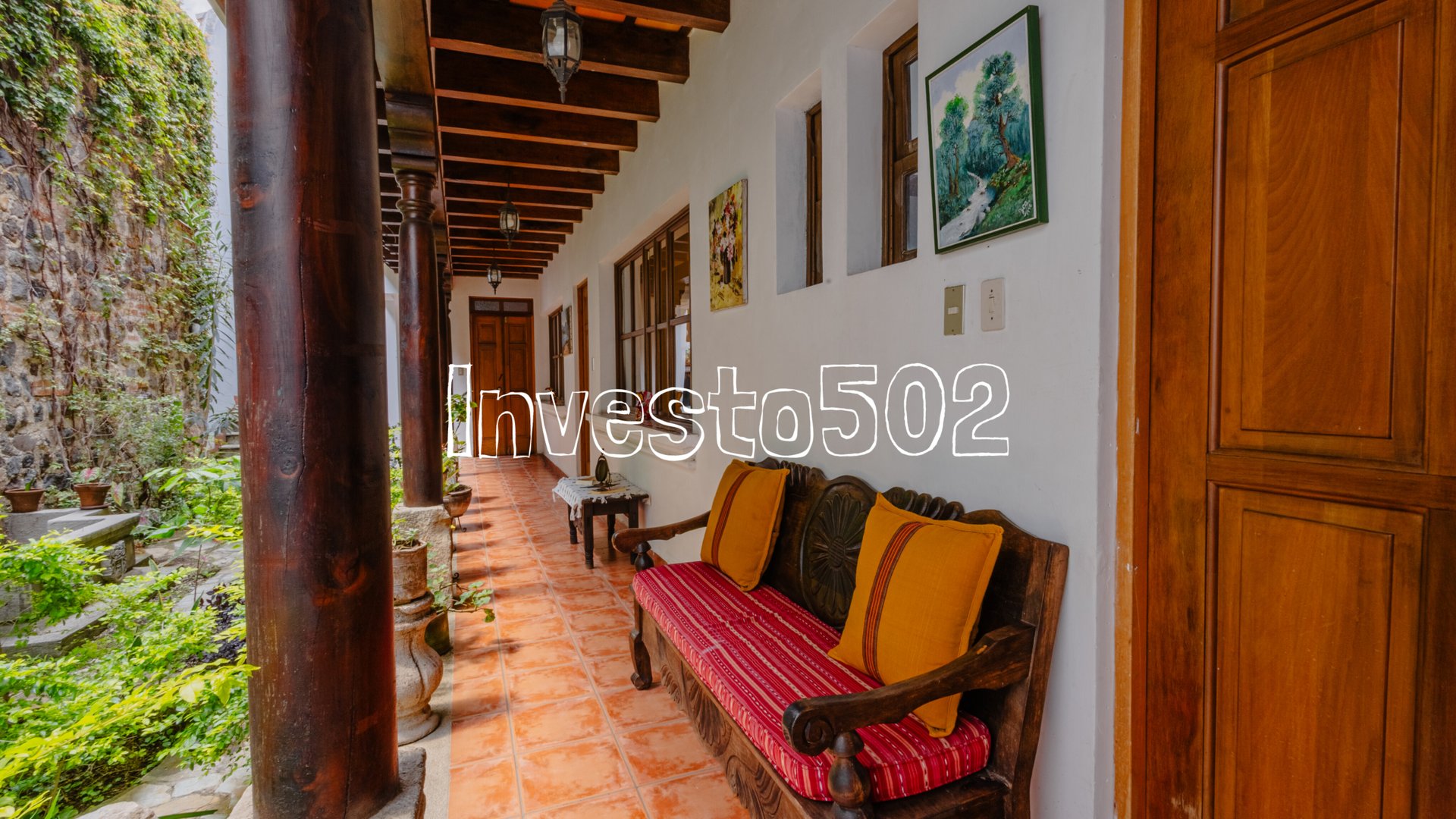 Amplía Casa en Antigua Guatemala, Condominio Las Gravileas - Miniatura 8