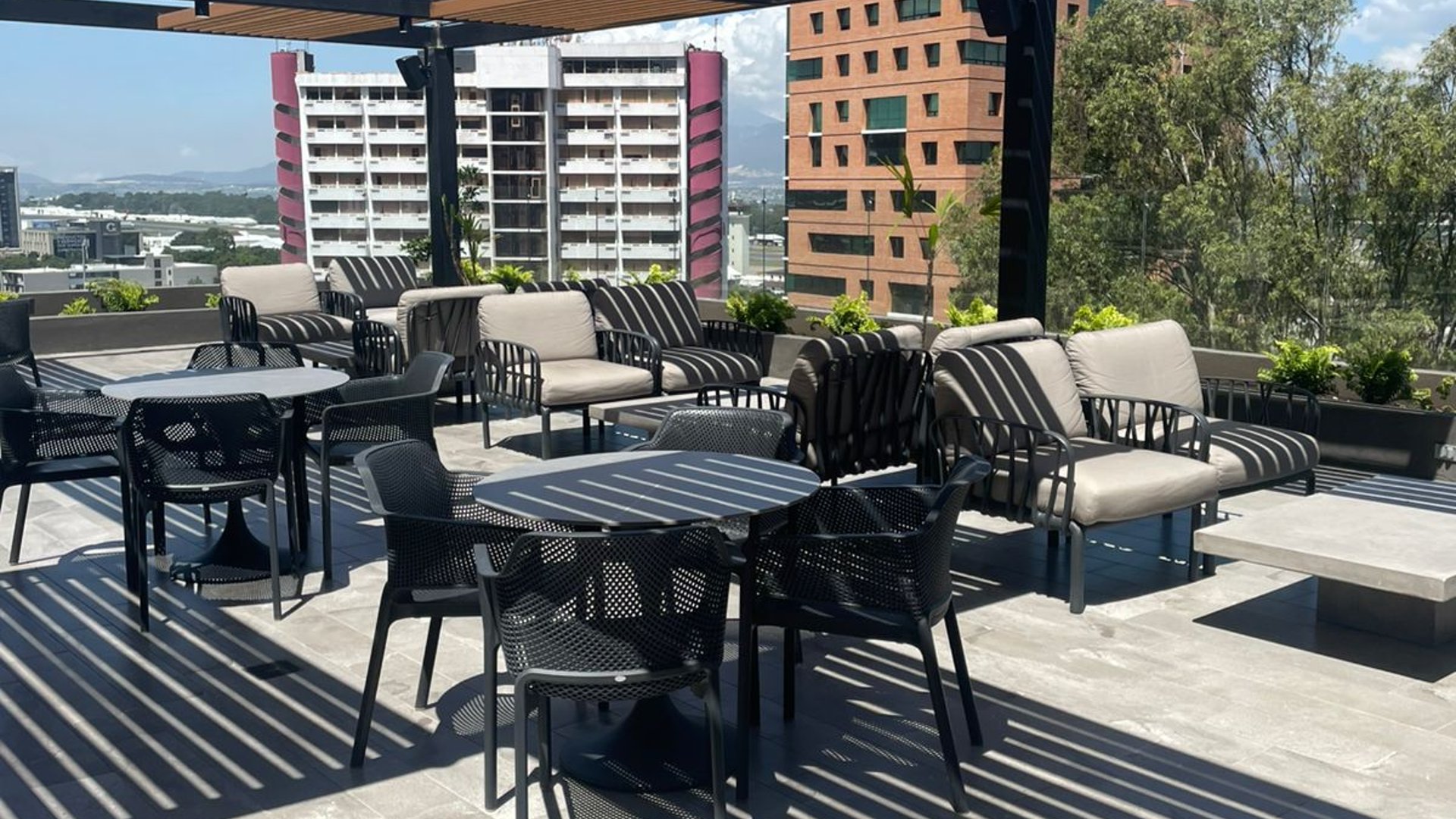 APARTAMENTO NUEVO PARA ESTRENAR ZONA 14 - Image 1