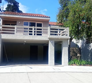 Casa en Renta dentro de Condominio en Km 13 CAES
