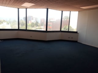 Oficina en renta en Zona 10 - 3