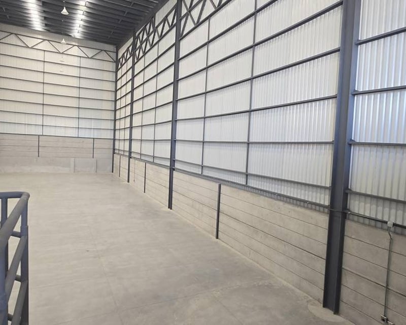 Complejo Industrial de bodegas D8 el Naranjo desde 550m² Ref-6078