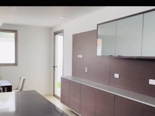 Vendo Linda Casa en Lomas de San Isidro zona 16 - 5