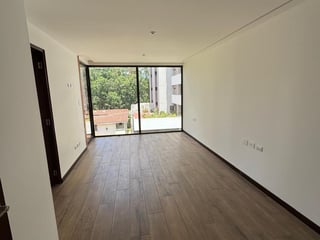 📍 APARTAMENTO EN VENTA – 3 HAB + WALK-IN CLOSET | ASTORGA | ZONA 13 - 3