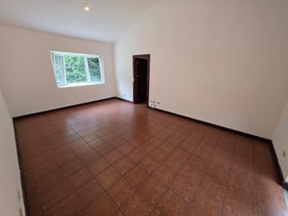 Casa en alquiler con 3 habitaciones mas estudio en KM 13 CAES REF-5264 - 5