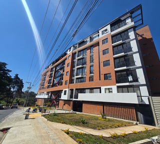 Apartamento En Alquiler - Edificio Velure Zona 16