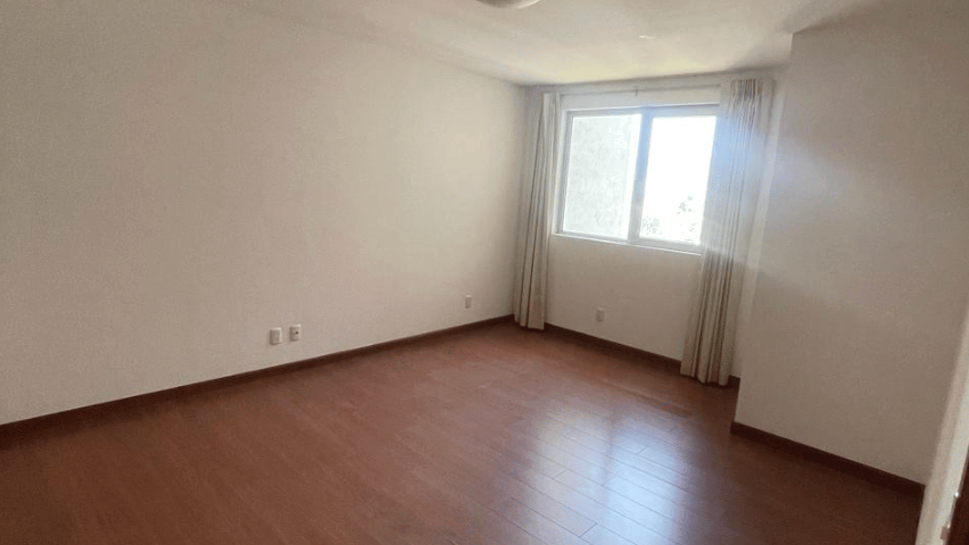 ALQUILER DE AMPLIO Y LINDO APARTAMENTO - BOTTICELLI, ZONA 15 - Miniatura 9