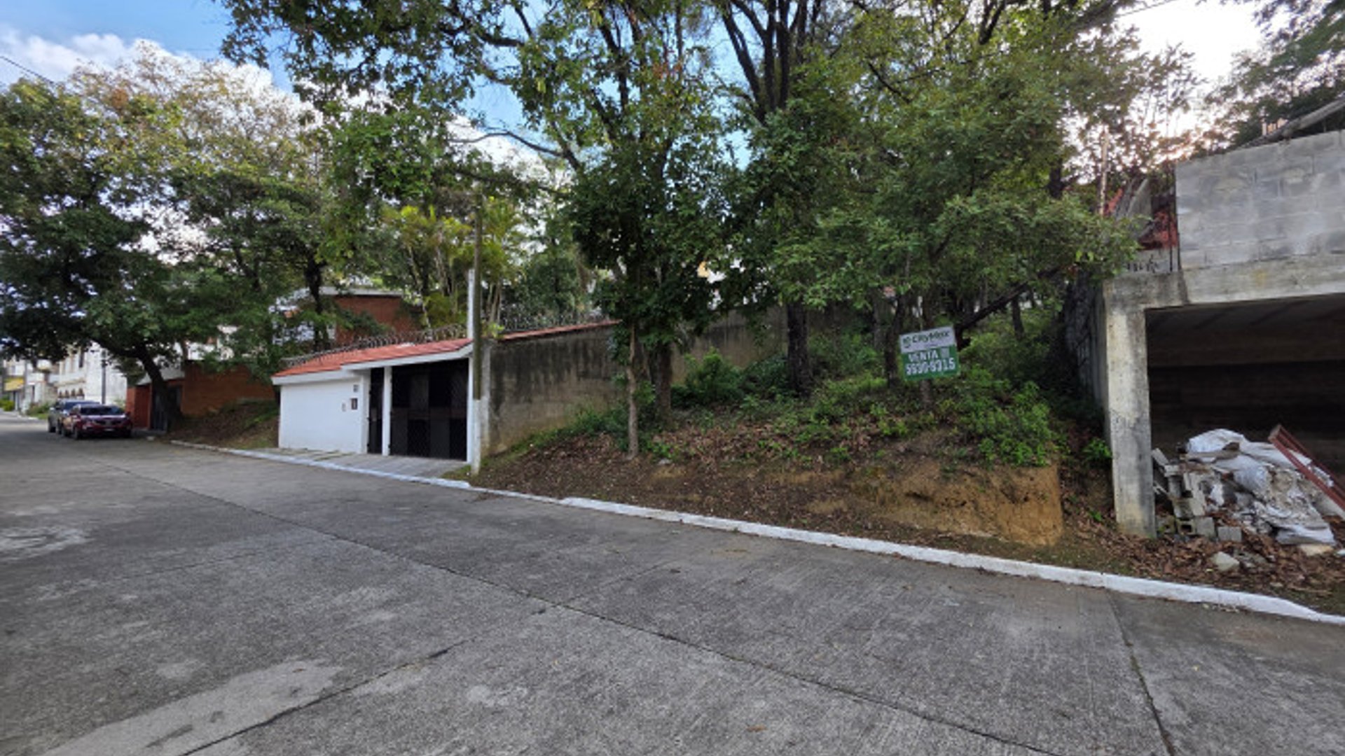 Terreno en Venta en Las Hojarascas Mixco - Miniatura 3