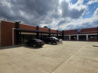 Commercial Space for Rent in Chimaltenango, Guatemala | 385 m² | Parking | Security 24/7 - Image 3