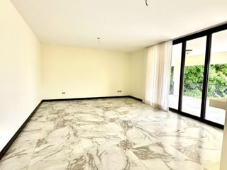 SAUSALITO/ LUJOSA CASA NUEVA EN ALQUILER  Km. 19.5 - 3