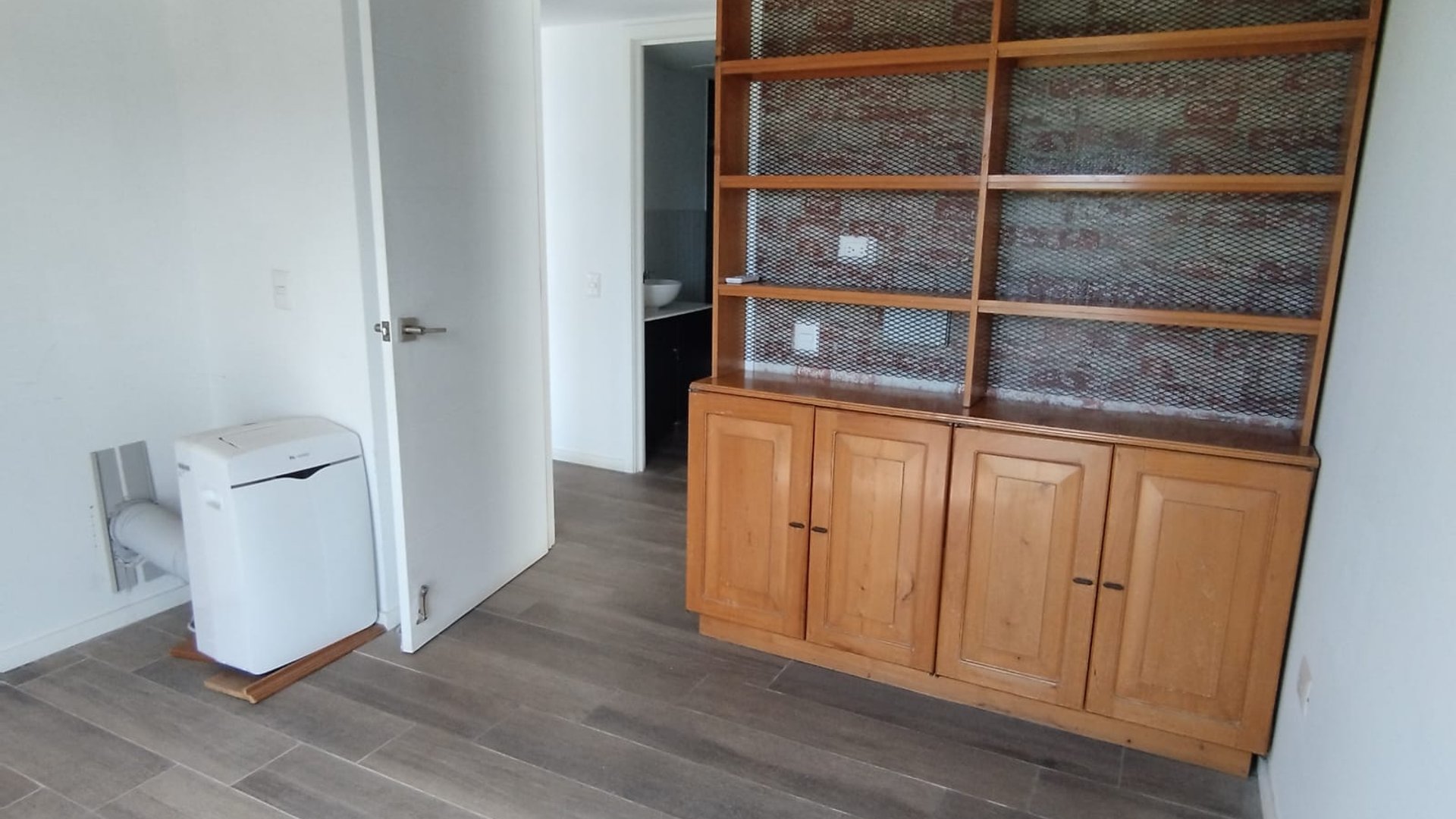 ???? APARTAMENTO EN RENTA – 2 HAB + 2 BALCONES | NARAMA | ZONA 13 - Miniatura 7