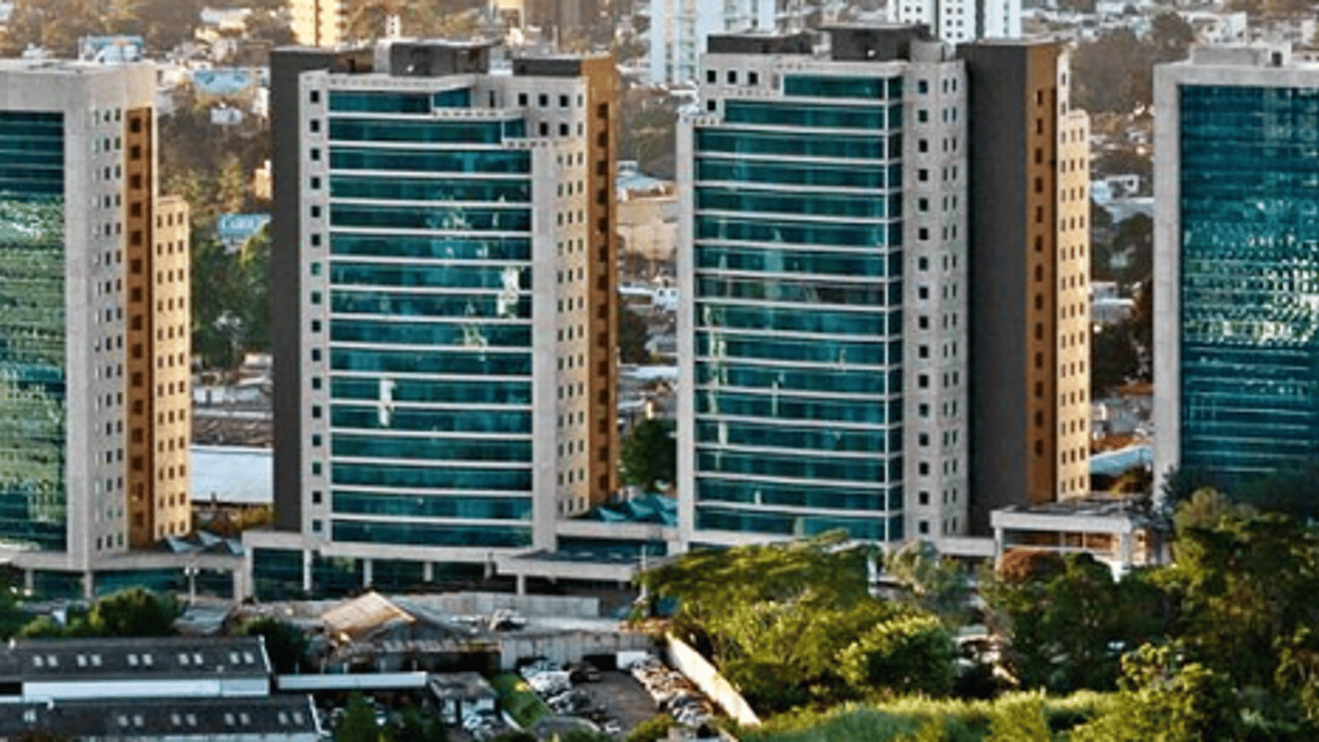 Oficina tabicada Venta nivel Alto en Zona Pradera Z10