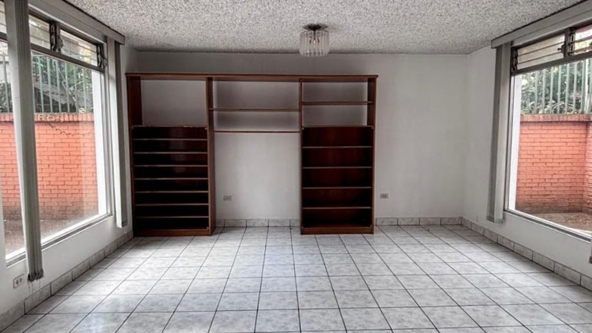 ???? CASA EN ALQUILER PARA OFICINA  | AVENIDA PETAPA | ZONA. 12 - Miniatura 3