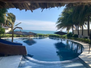 VENTA DE LINDA CASA FRENTE AL MAR - KM. 12 HACIA MONTERRICO - 4