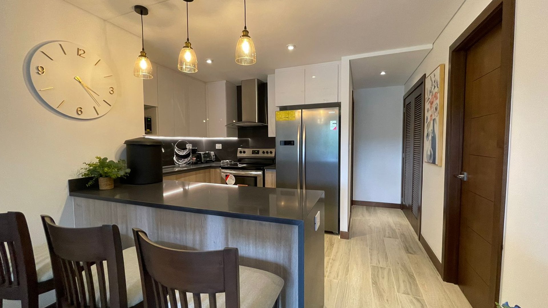 Apartamento en venta amueblado 3 habitaciones en zona 10  Ref-5110
