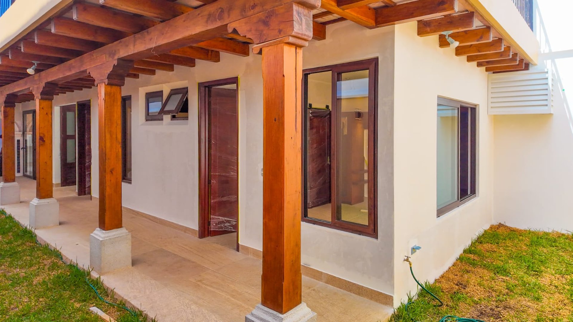 Casa de 3 habitaciones con jardin y terraza en Antigua G. Ref-5928