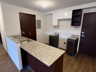 Apartamento en Venta en Senderos Apartamentos, zona 16 - 4