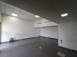 VENTA Casa Comercial Zona 6 - 4