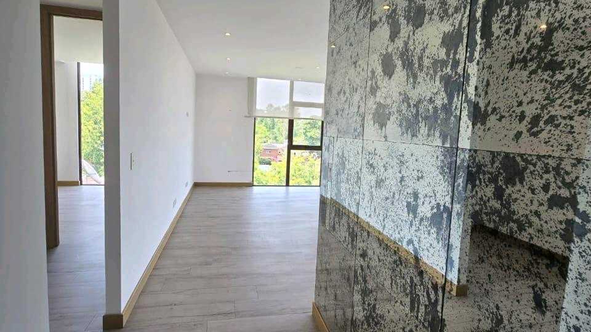 APARTAMENTO EN ALQUILER ???? Edificio Nordic, Zona 16 - Miniatura 6