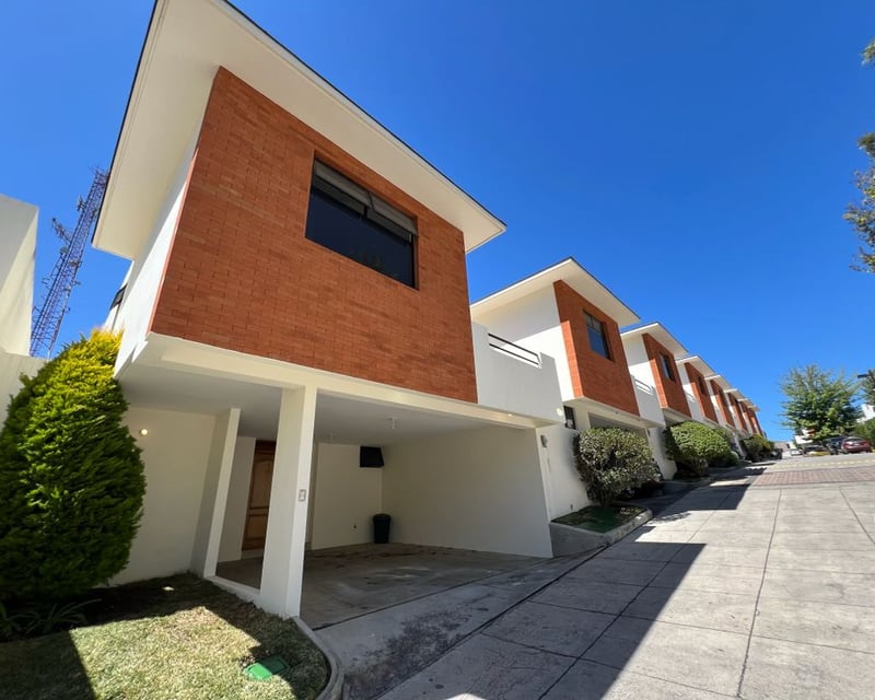 Alquiler de casa en Km 21.5 Carretera a Fraijanes | Bosque Escondido