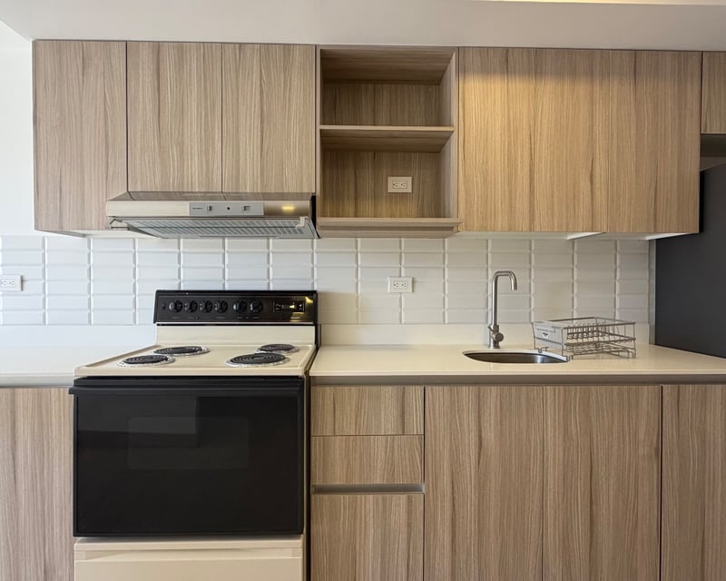 Apartamento en Alquiler Edificio Armonía, zona 12 N4