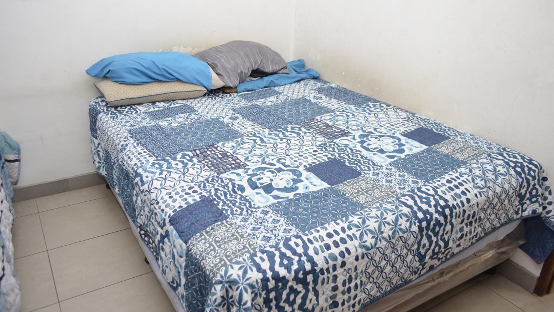 Casa en venta, en Zona 4 de Mixco - Miniatura 3