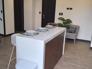 Apartamento en Alquiler  Amueblado Edificio Eon, zona 10 - Image 10