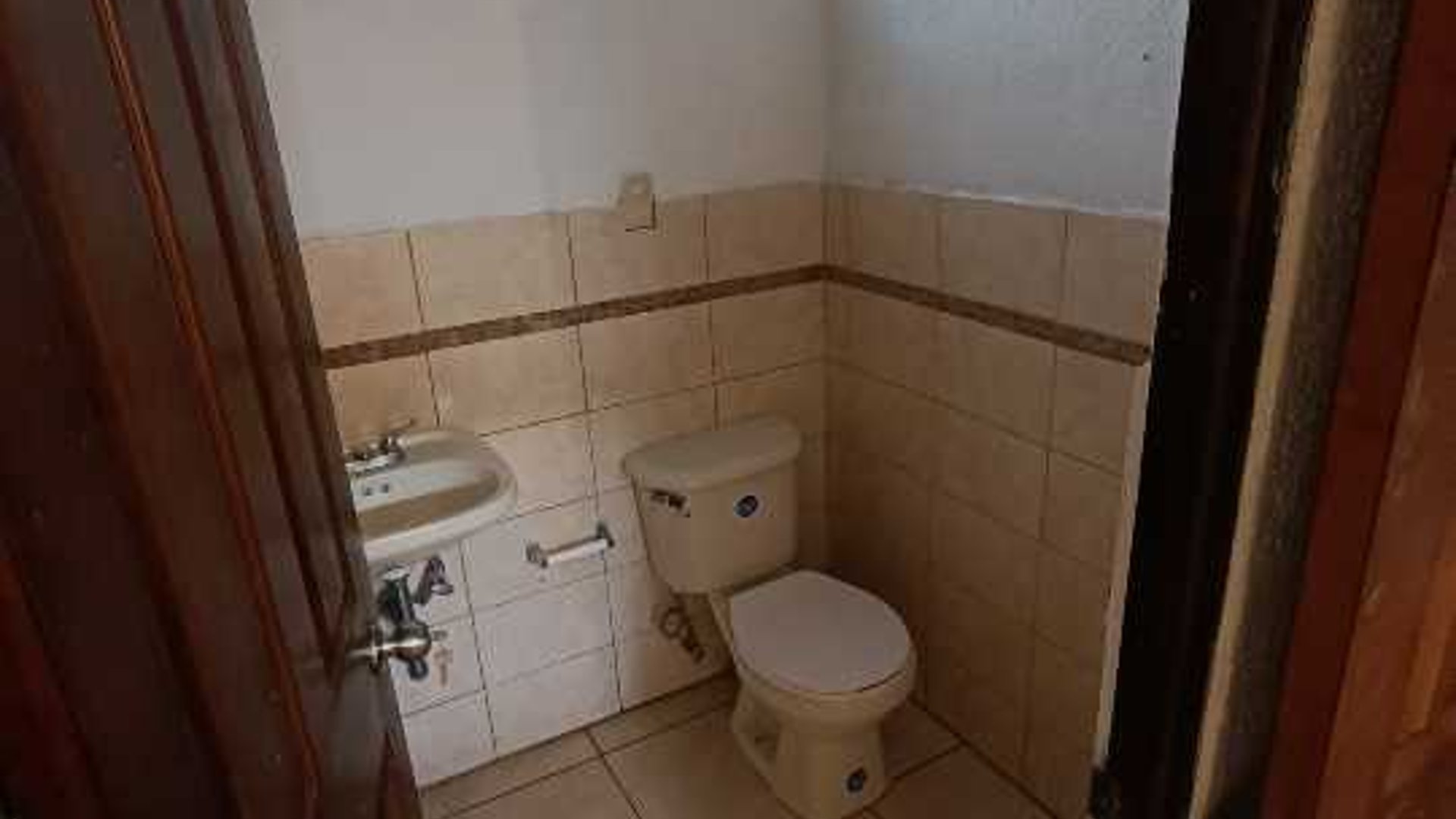 Vendo apartamento Boulevard Sur, San Cristóbal, zona 8 de Mixco - Miniatura 14
